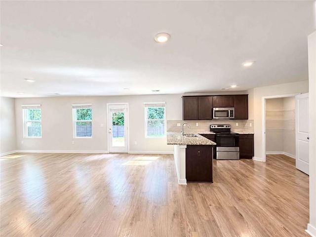 403 Limerick Way, Hampton, GA 30228