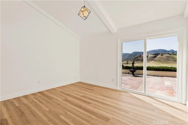 8971 Moorcroft, West Hills, CA 91304