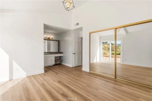 8971 Moorcroft, West Hills, CA 91304