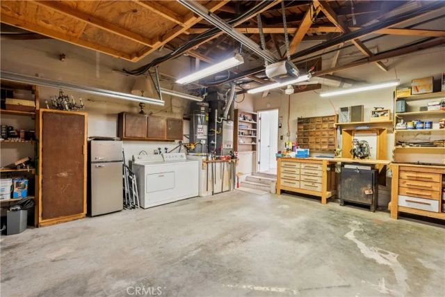 8971 Moorcroft, West Hills, CA 91304