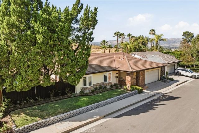 8971 Moorcroft, West Hills, CA 91304