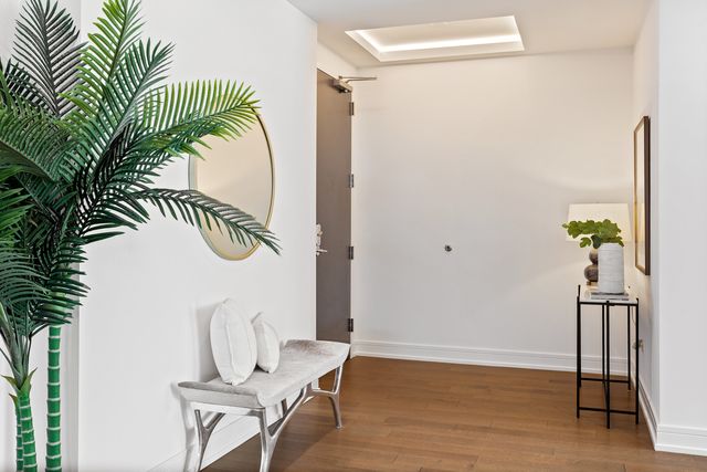 434 W Melrose Street 601, Chicago, IL 60657