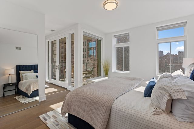 434 W Melrose Street 601, Chicago, IL 60657