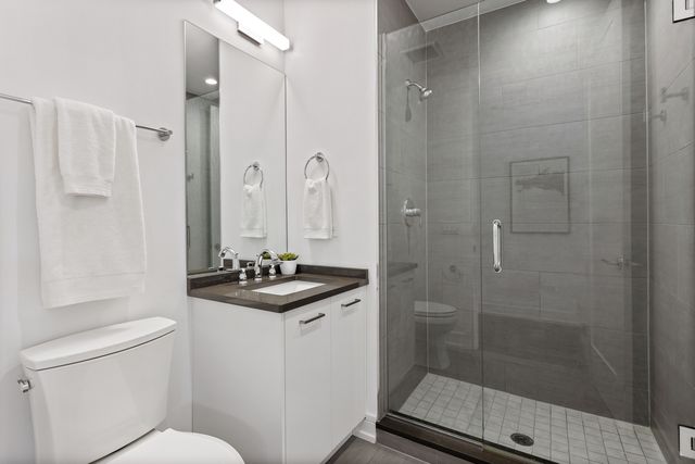 434 W Melrose Street 601, Chicago, IL 60657