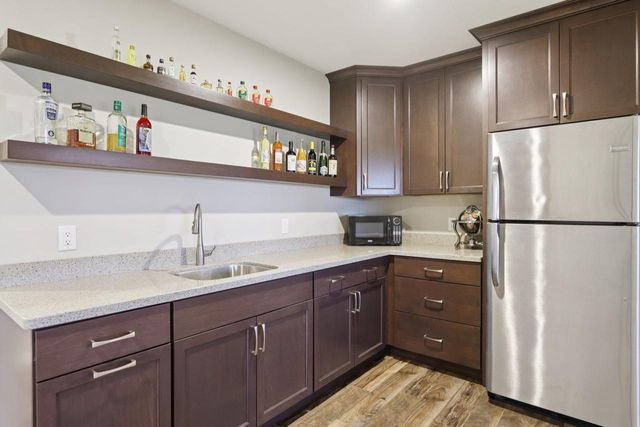 423 Fargo Trail, Middleton, WI 53562