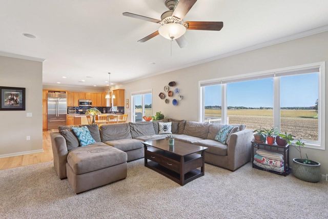 423 Fargo Trail, Middleton, WI 53562