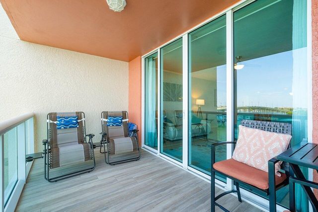 2640 Lake Shore Drive 711, Riviera Beach, FL 33404