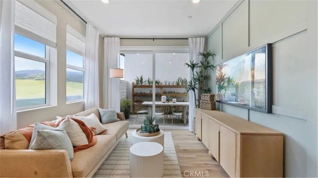 27536 Grand Fir Way, Valencia, CA 91381