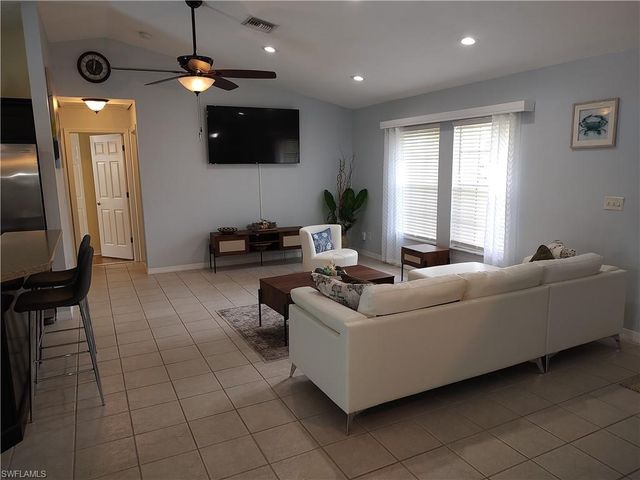 2919 SW 25th ST, Cape Coral, FL 33914