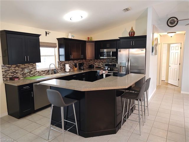 2919 SW 25th ST, Cape Coral, FL 33914