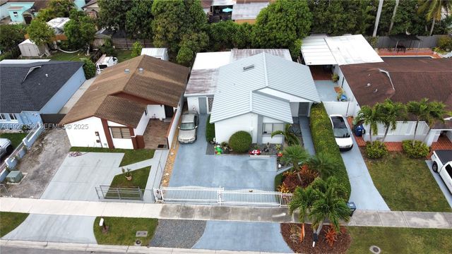 19224 SW 122nd Ct, Miami, FL 33177