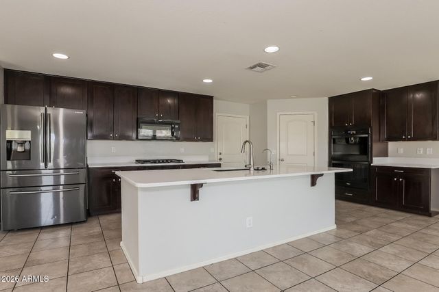16640 W CULVER Street, Goodyear, AZ 85338
