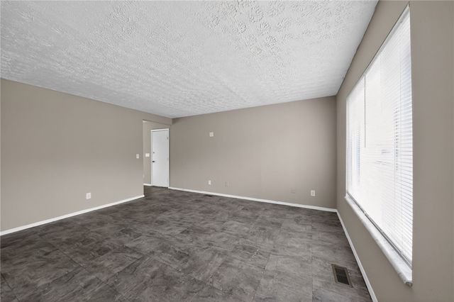 1315 Clement Avenue, Dayton, OH 45417