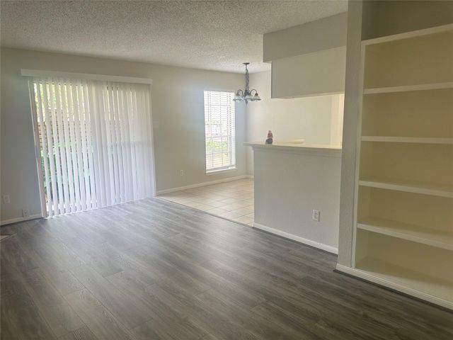 2120 El Paseo Street 1301, Houston, TX 77054