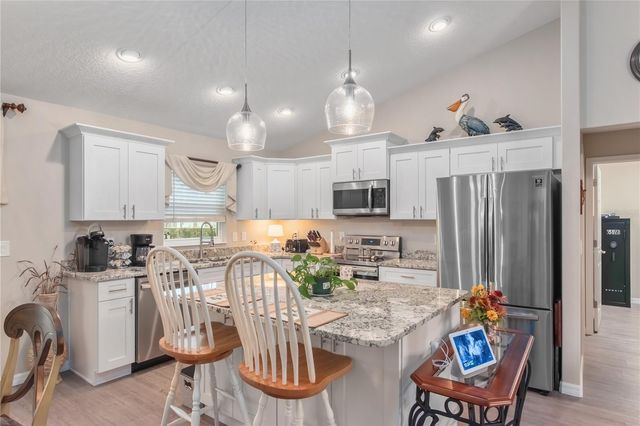 7004 SW 179TH COURT ROAD, Dunnellon, FL 34432