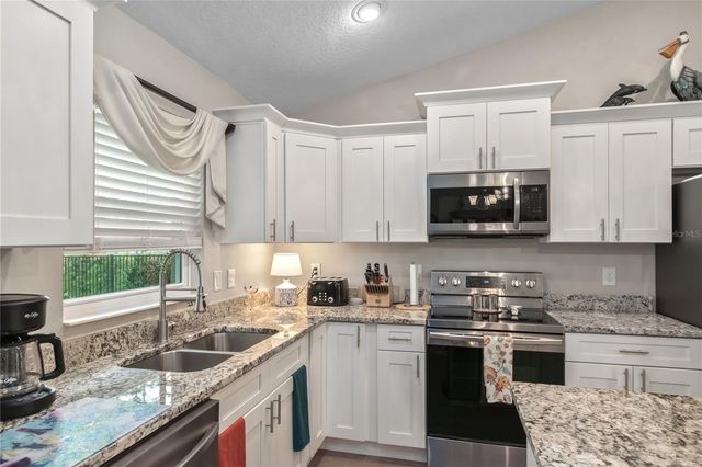 7004 SW 179TH COURT ROAD, Dunnellon, FL 34432