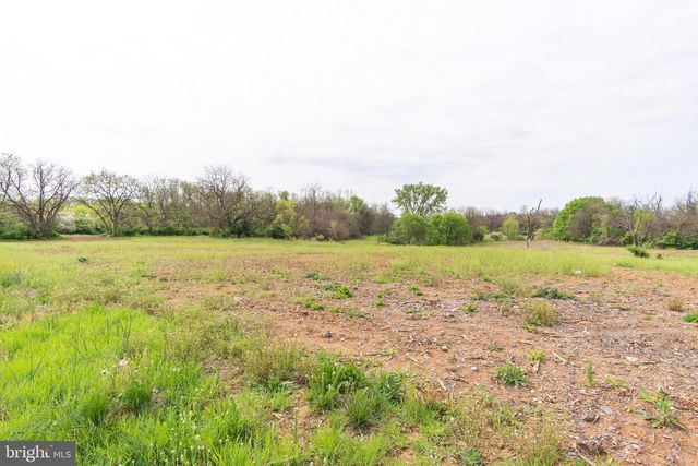 INSURANCE WAY, Hagerstown, MD 21740