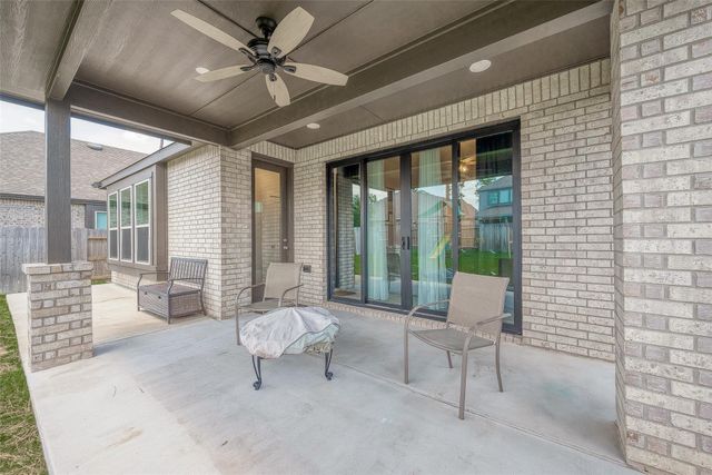 15714 Autumn Sun Court, Conroe, TX 77302