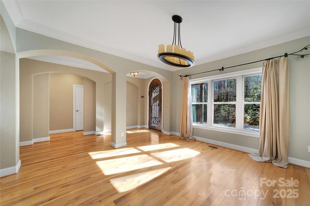 886 Soquili Drive, Brevard, NC 28712