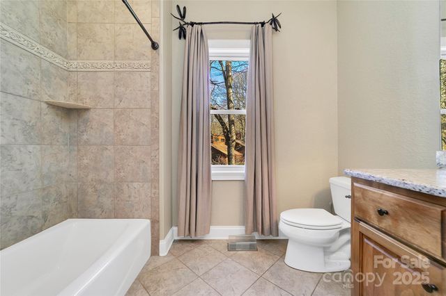 886 Soquili Drive, Brevard, NC 28712