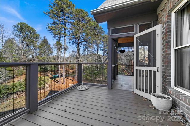 886 Soquili Drive, Brevard, NC 28712