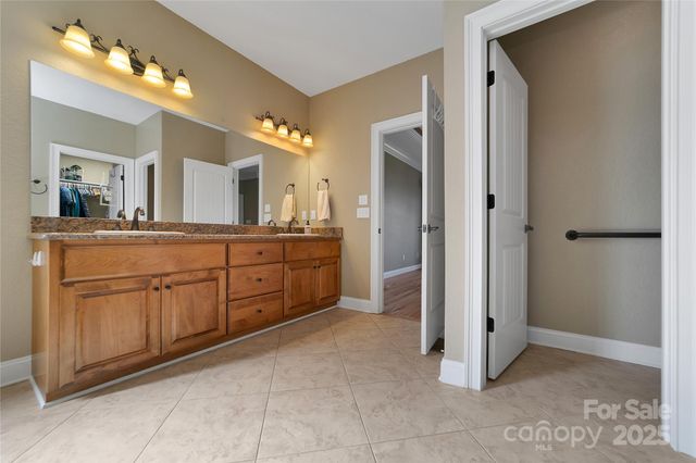 886 Soquili Drive, Brevard, NC 28712