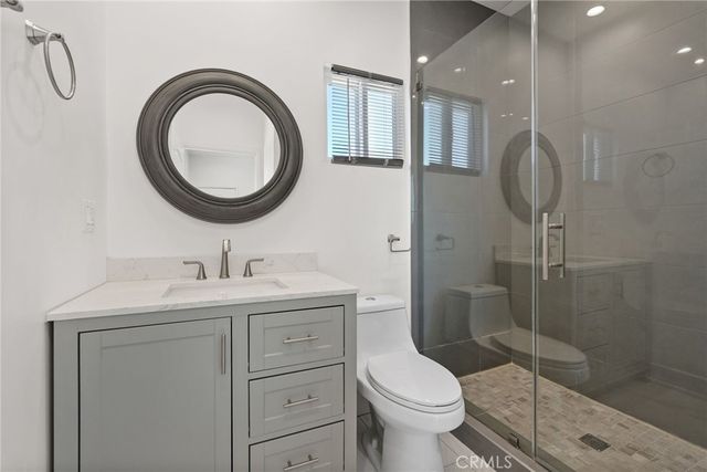 16507 San Fernando Mission Boulevard, Granada Hills, CA 91344