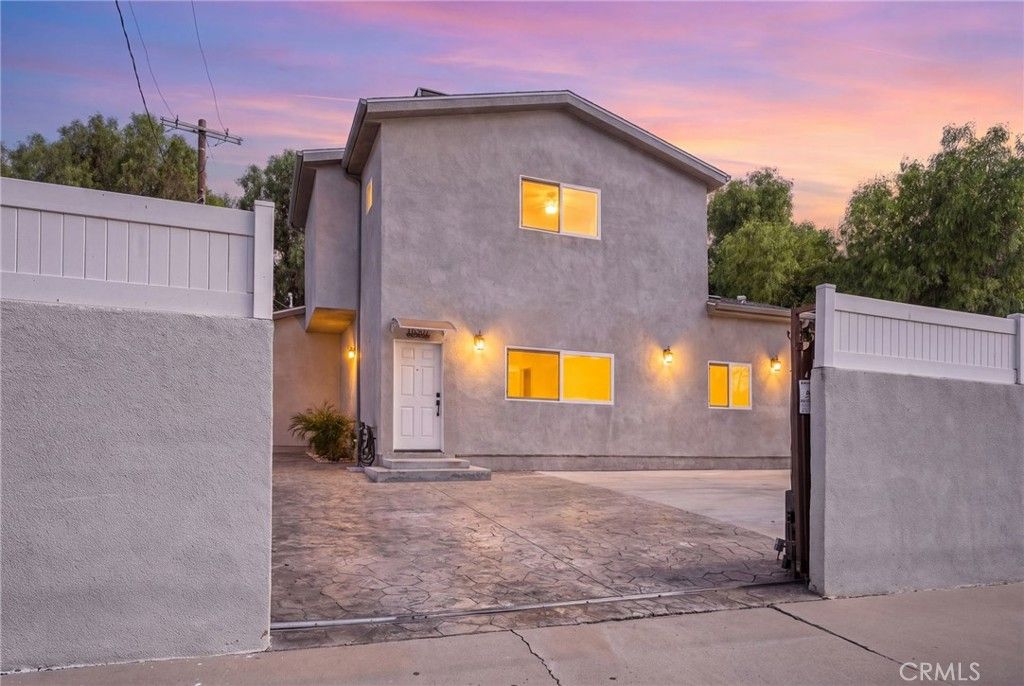 16507 San Fernando Mission Boulevard, Granada Hills, CA 91344