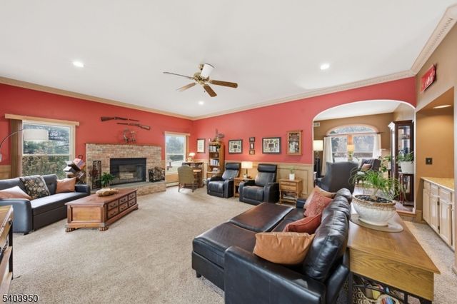 1 Worthington Rd, Knowlton Twp., NJ 07832