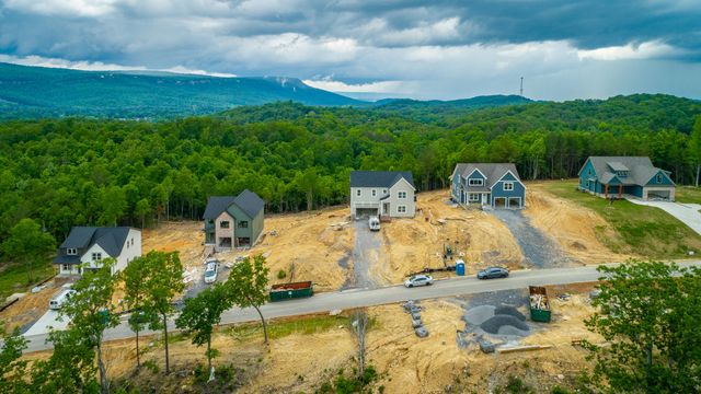 130 Cascade Drive, Rossville, GA 30741