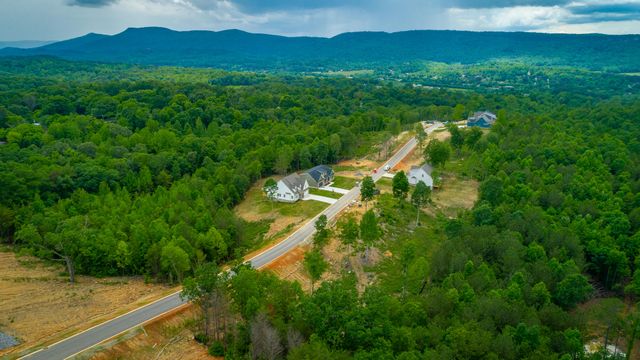 130 Cascade Drive, Rossville, GA 30741