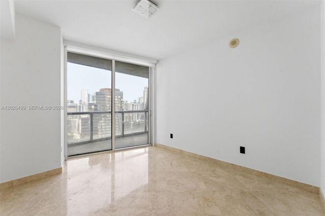 475 Brickell Ave 3513, Miami, FL 33131