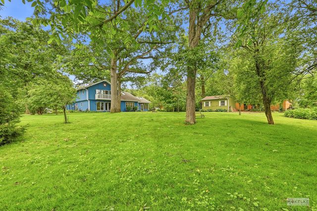 3S830 Thornapple Tree Road, Sugar Grove, IL 60554