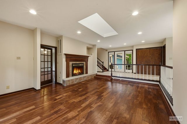 3S830 Thornapple Tree Road, Sugar Grove, IL 60554