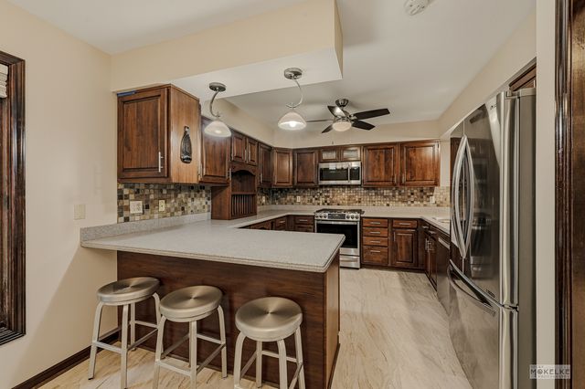 3S830 Thornapple Tree Road, Sugar Grove, IL 60554