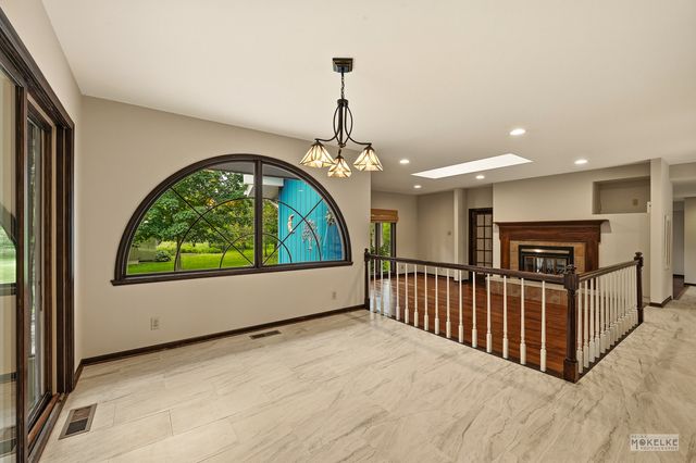 3S830 Thornapple Tree Road, Sugar Grove, IL 60554