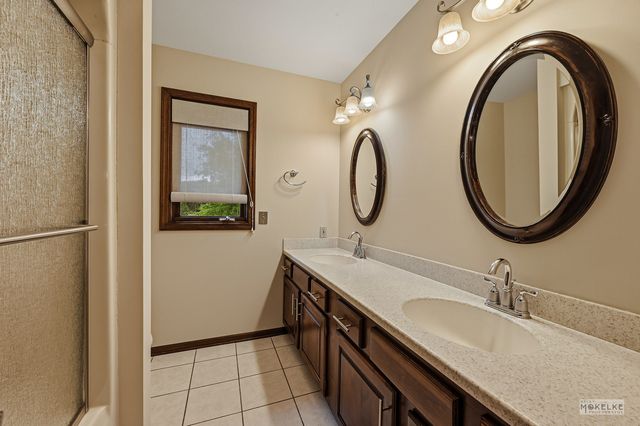 3S830 Thornapple Tree Road, Sugar Grove, IL 60554