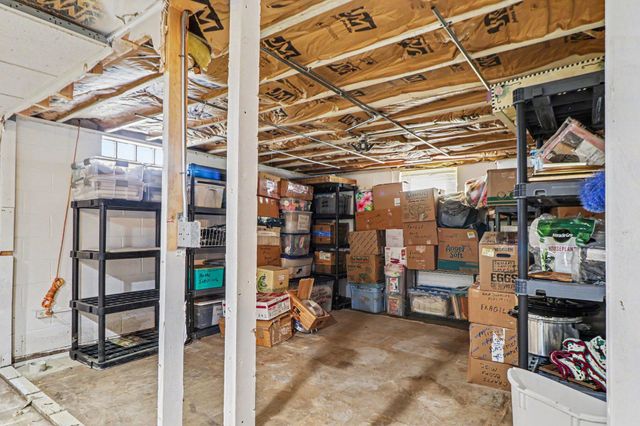 305 W 35th Avenue, Griffith, IN 46319