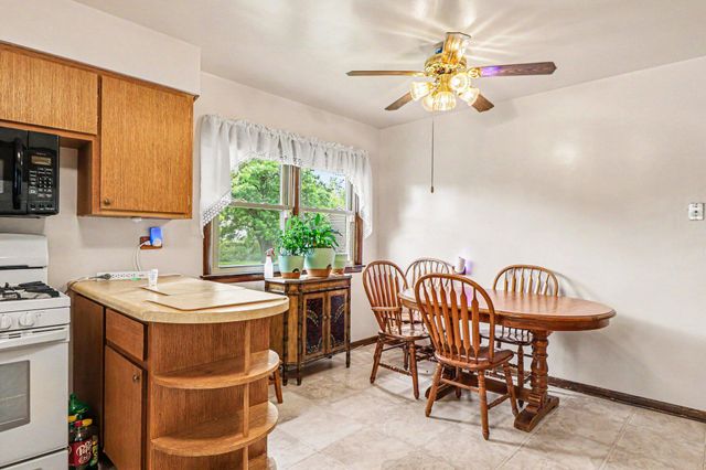 305 W 35th Avenue, Griffith, IN 46319