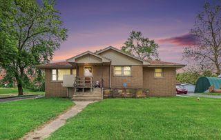 305 W 35th Avenue, Griffith, IN 46319