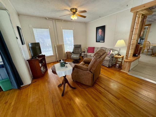11 Pine Street, Haverhill, NH 03785