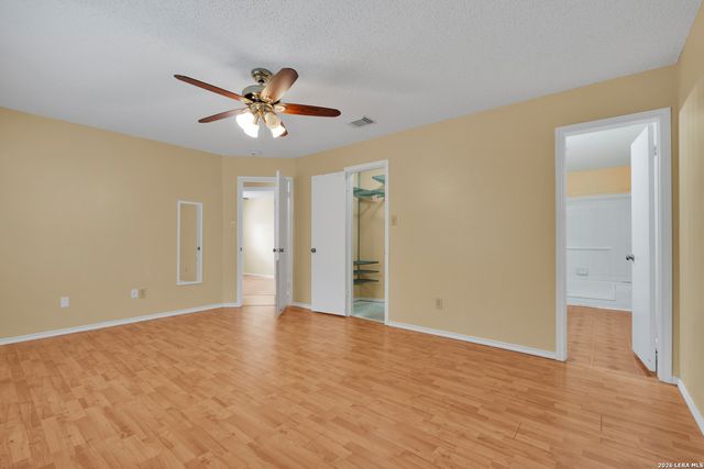 6635 Barton Rock, San Antonio, TX 78239