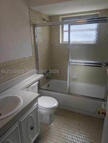 1832 Madison St 203, Hollywood, FL 33020