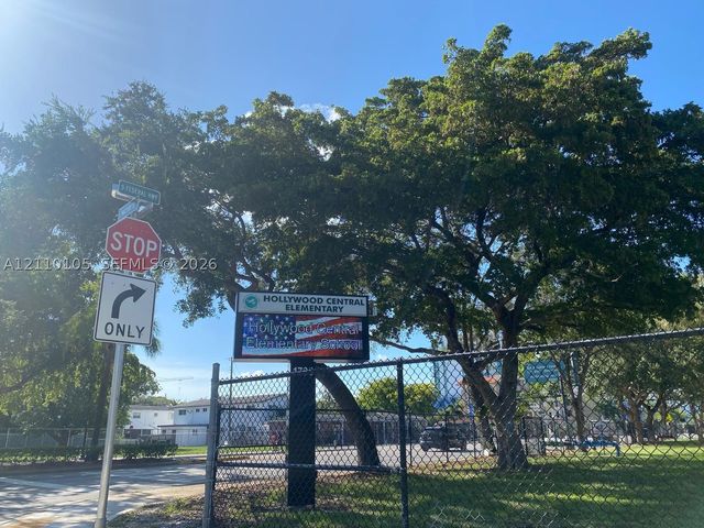 1832 Madison St 203, Hollywood, FL 33020