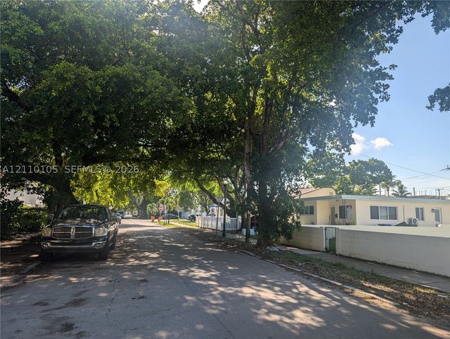 1832 Madison St 203, Hollywood, FL 33020