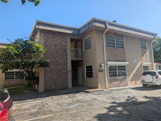 1832 Madison St 203, Hollywood, FL 33020