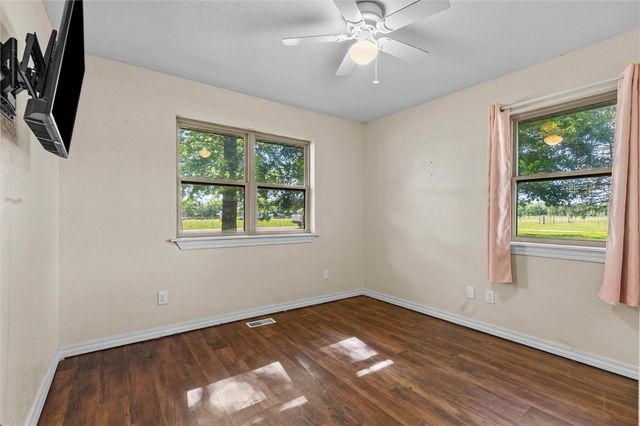 11005 N Wedington Blacktop Road, Lincoln, AR 72744