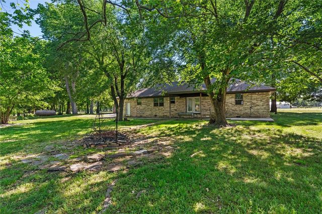 11005 N Wedington Blacktop Road, Lincoln, AR 72744