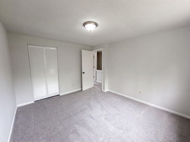 6786 Moss Court, North Charleston, SC 29418