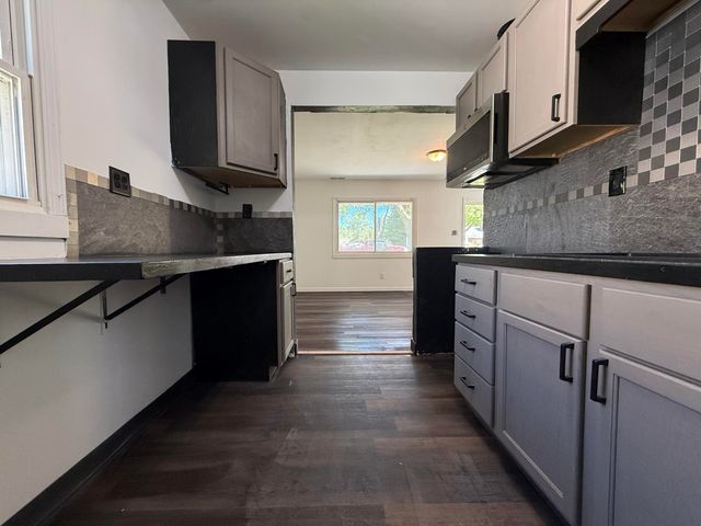 208 Adaline Avenue, Battle Creek, MI 49017